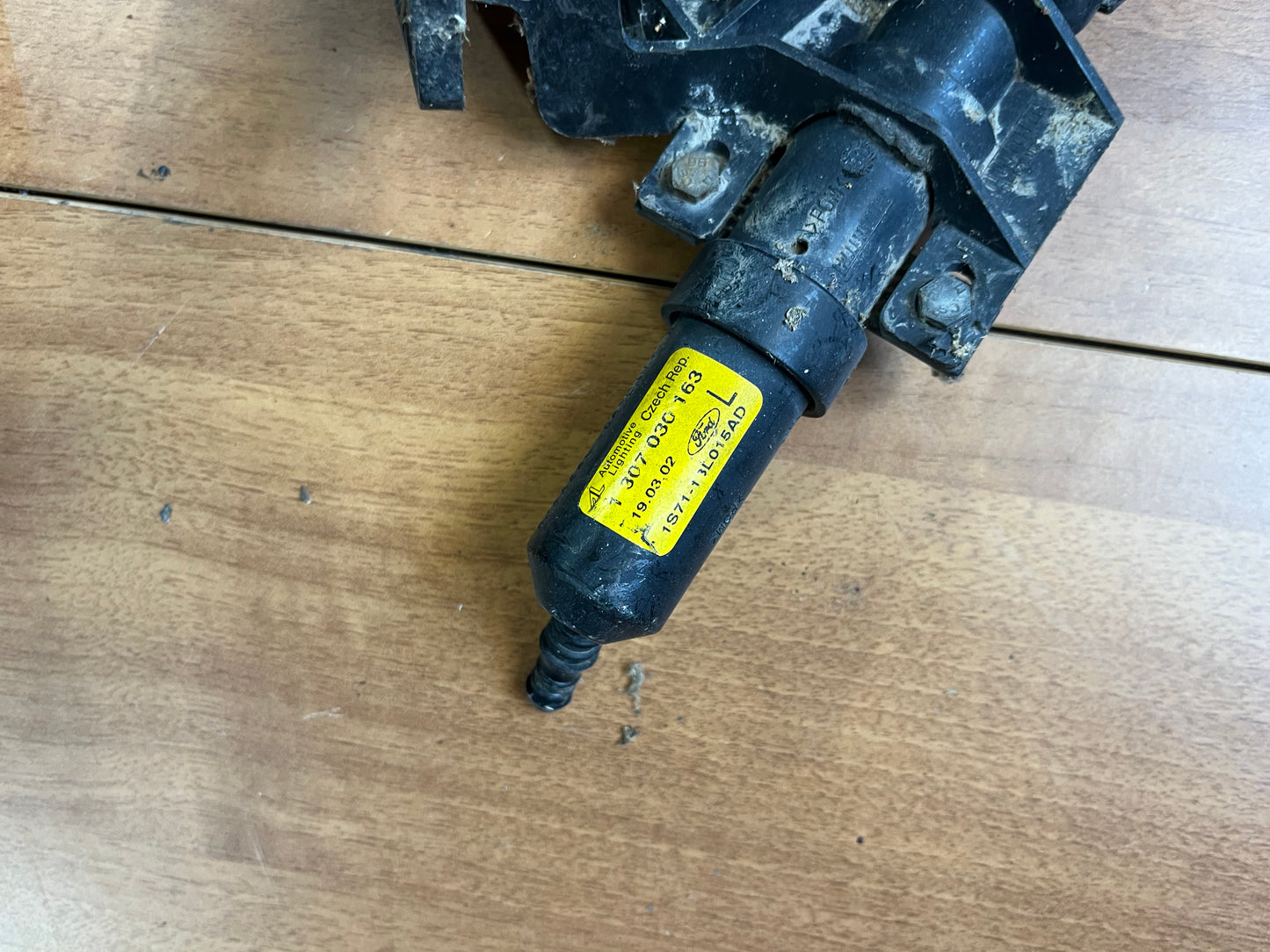 Pompe spalatoare faruri Forde Mondeo 2000-2005