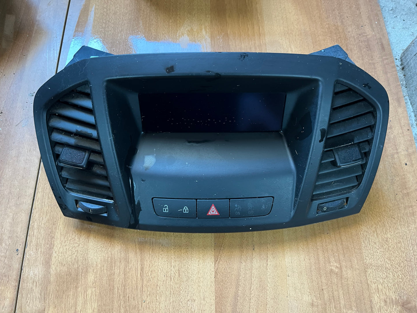 Panou display grile ventilatie si comenzi Opel Insignia 2009-2013