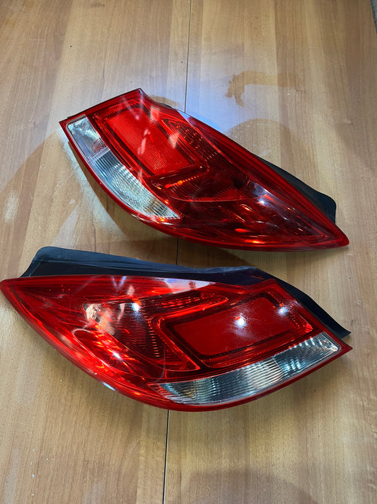 Stop Triple Opel Insignia berlina 2009-2013