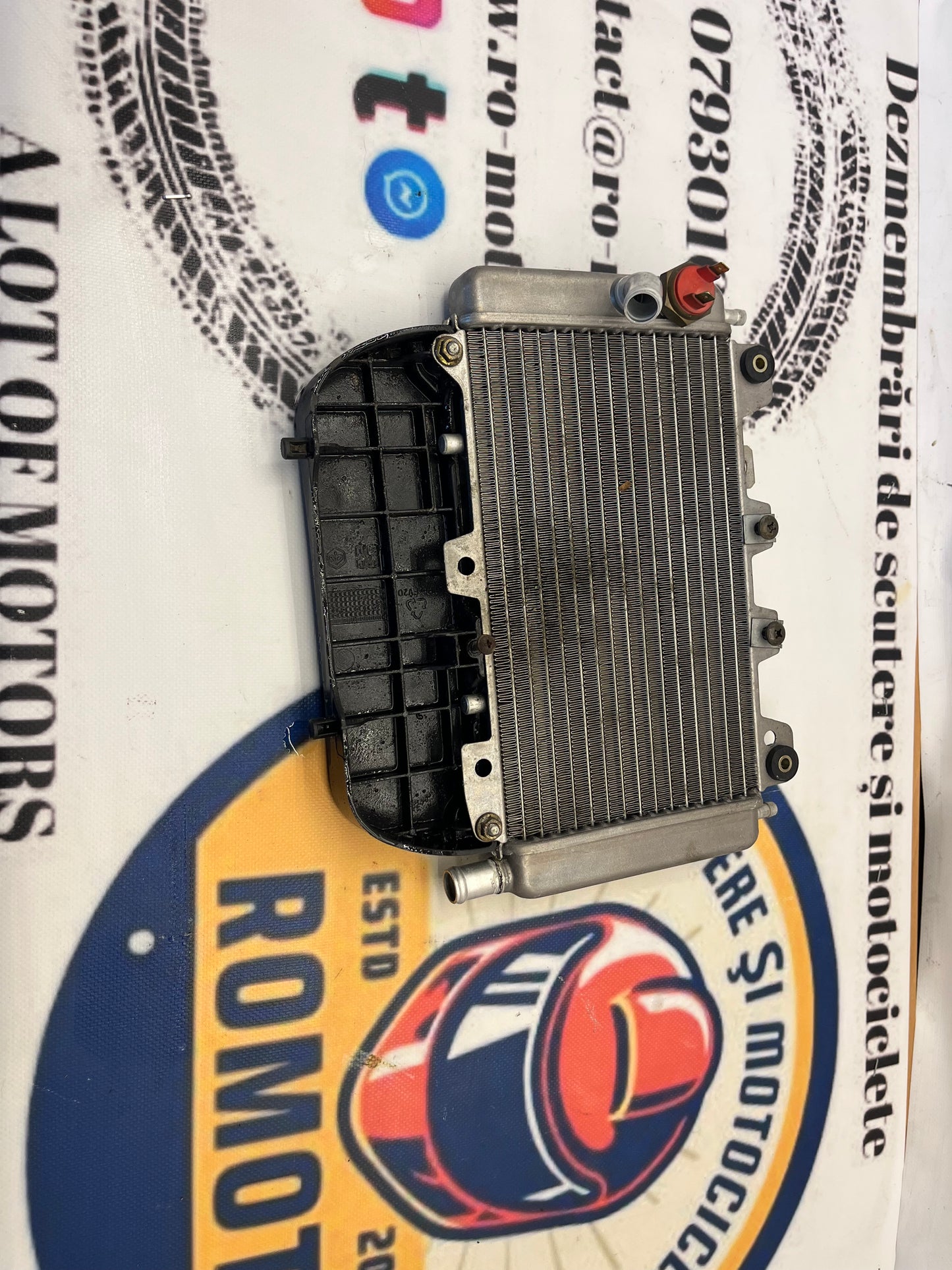 Radiator Piaggio x9