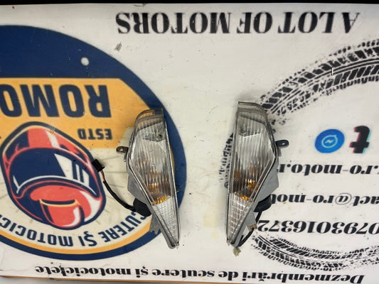 Semnalizare stanga si dreapta Honda SES Dylan