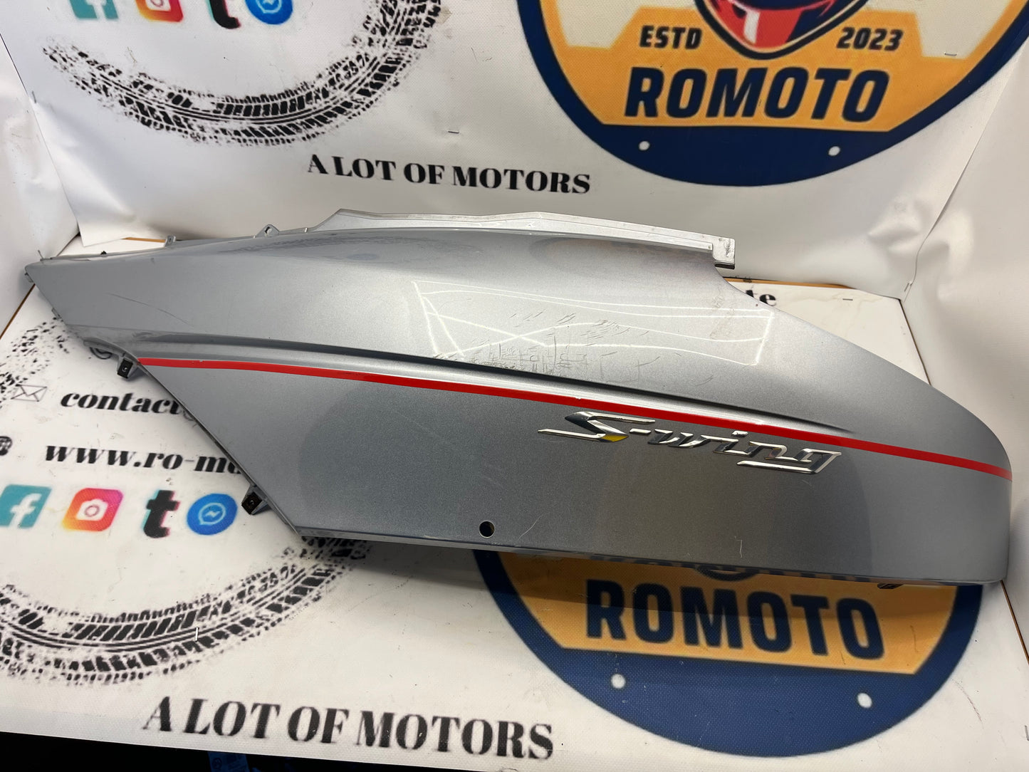 Carena posterioara stanga Honda S-wing FES