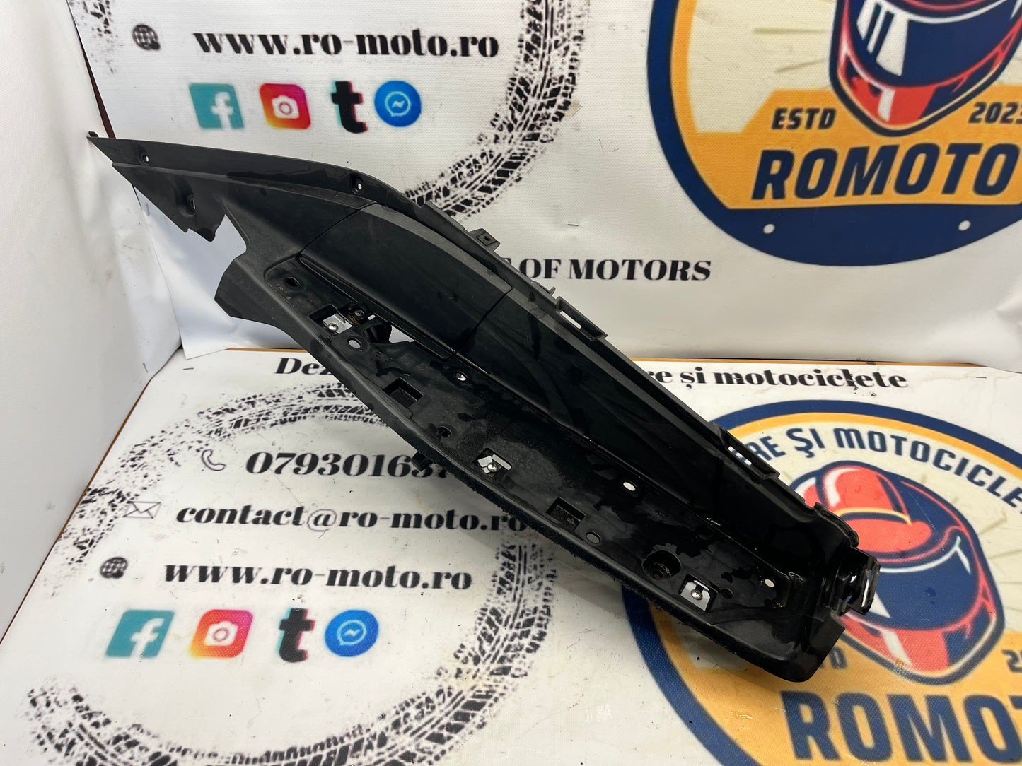 Carena scut dreapta Honda S-Wing FES