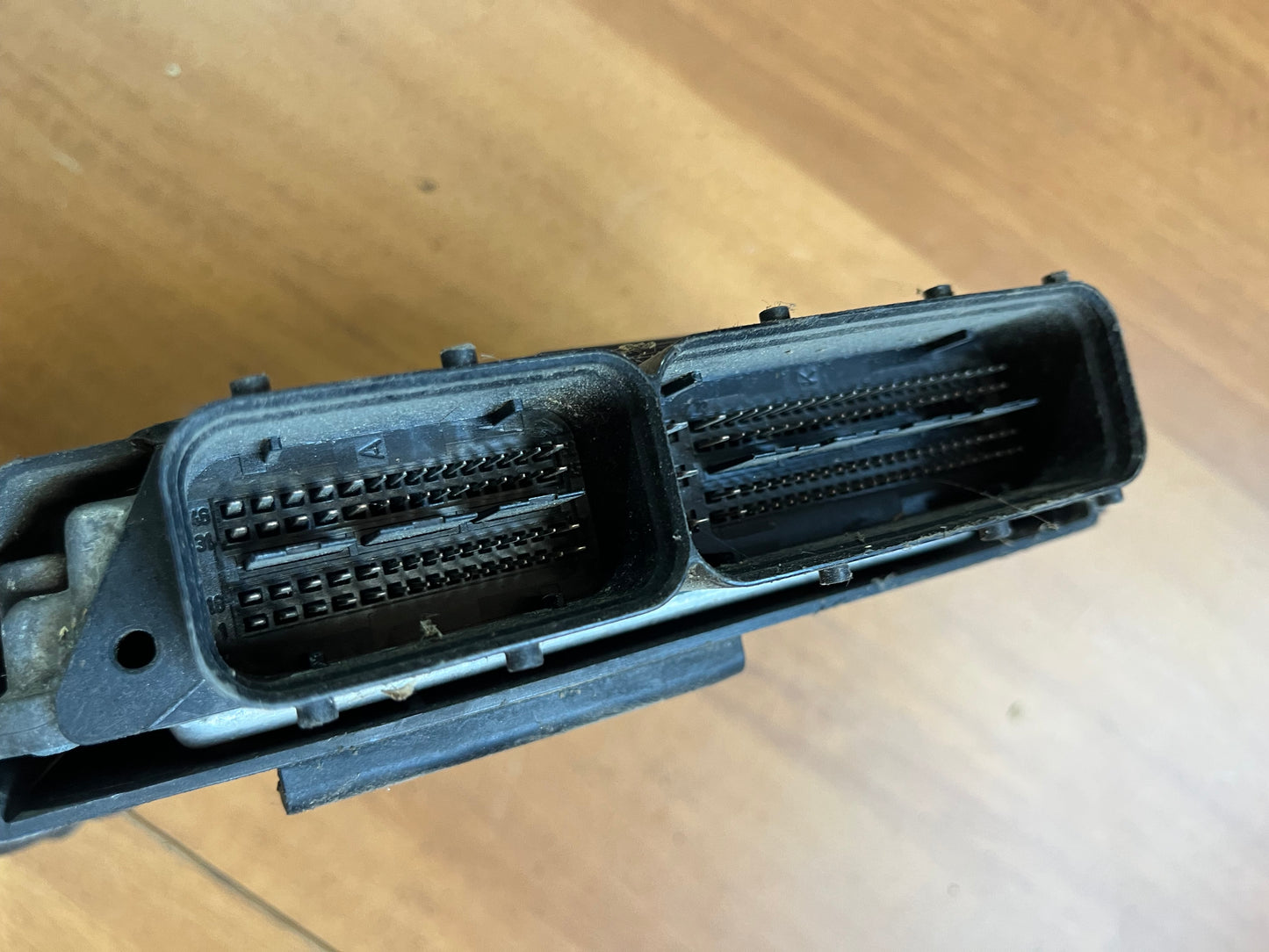 Calculator motor Opel Insignia 2.0 diesel 2009-2013