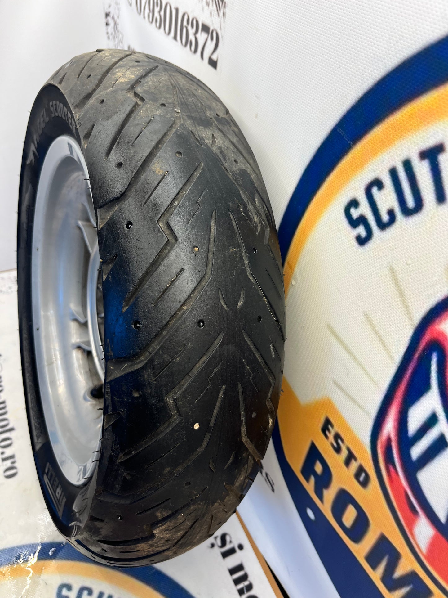 Roata - Janta - Anvelopa - Disc 140 70 12 Pirelli Benelli Velvet
