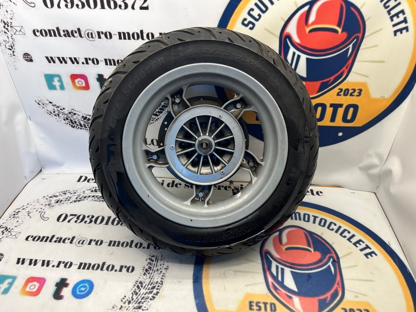 Roata - Janta - Anvelopa - Disc 140 70 12 Pirelli Benelli Velvet
