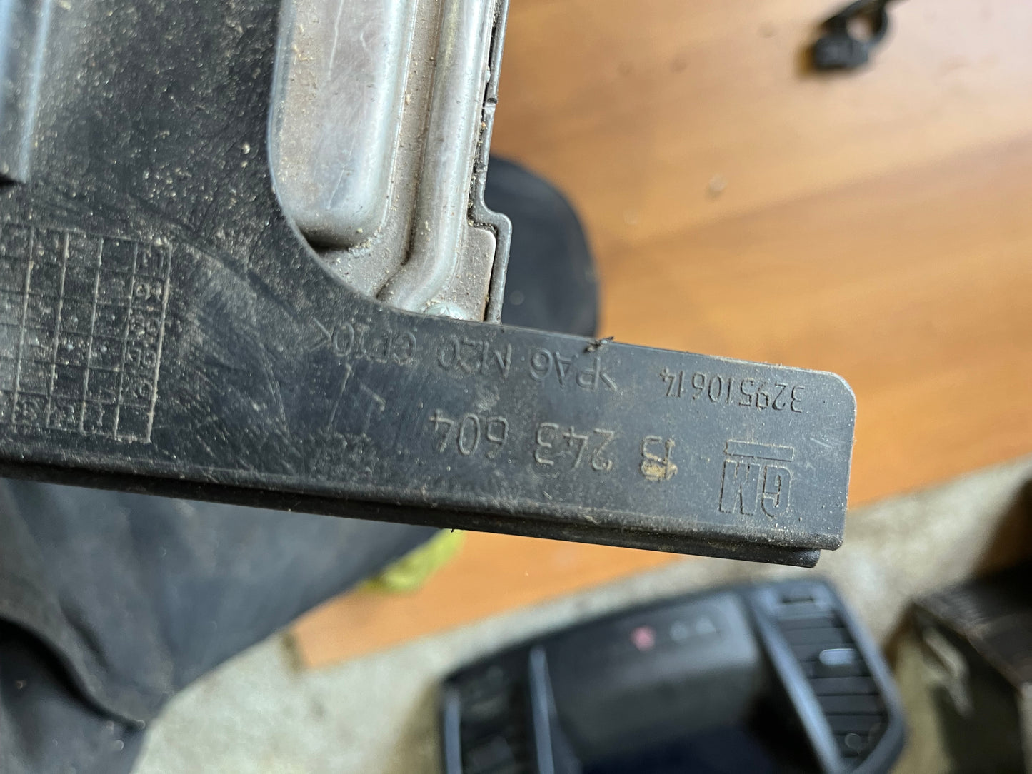 Calculator motor Opel Insignia 2.0 diesel 2009-2013