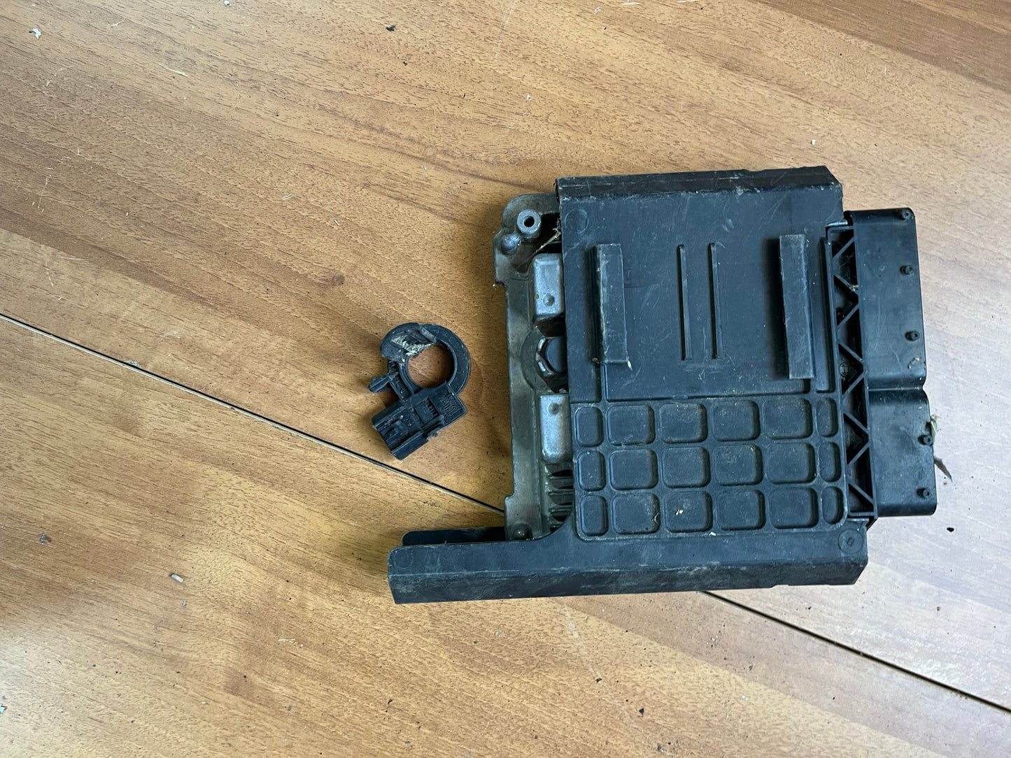 Calculator motor Opel Insignia 2.0 diesel 2009-2013