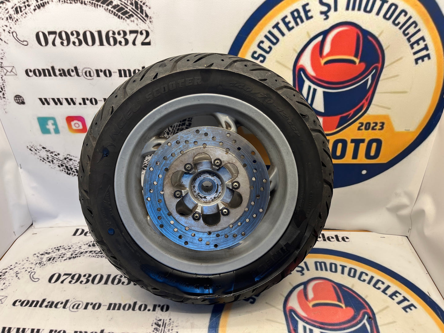 Roata - Janta - Anvelopa - Disc 140 70 12 Pirelli Benelli Velvet