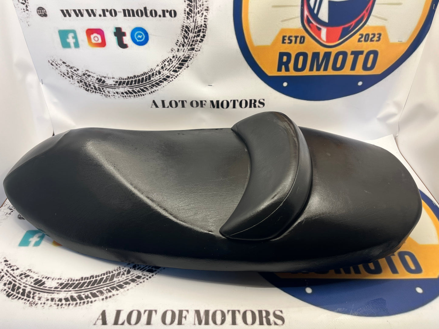 Sea 2 locuri Peugeot Elystar