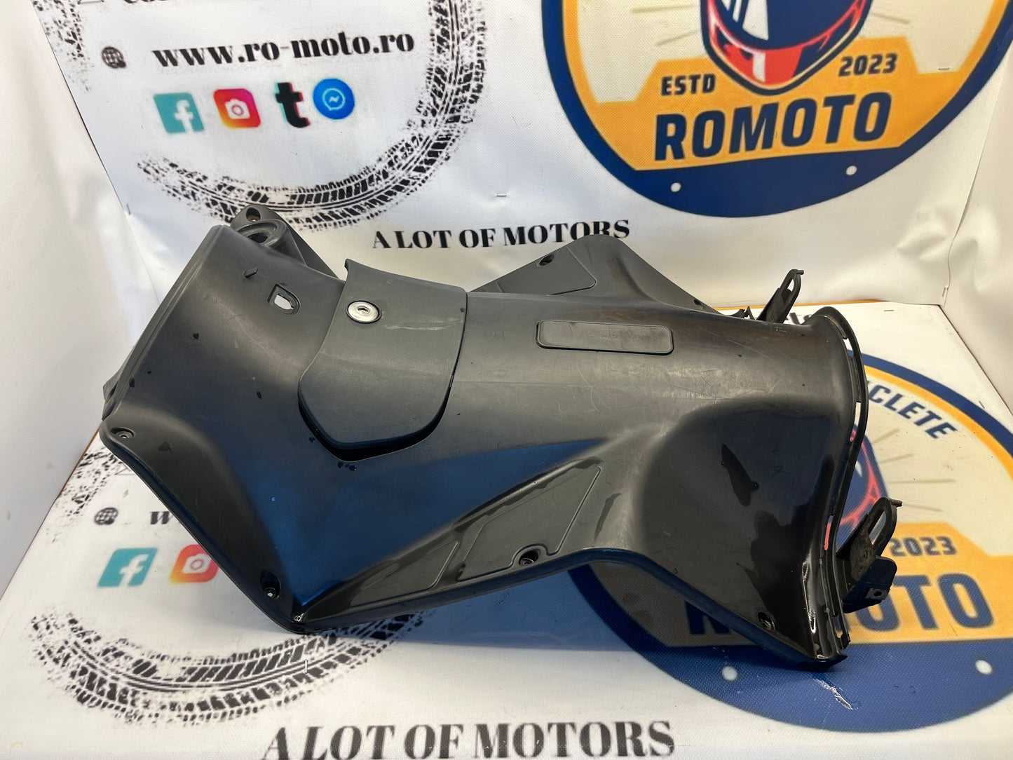 Carena contact torpedo Kymco Agility City